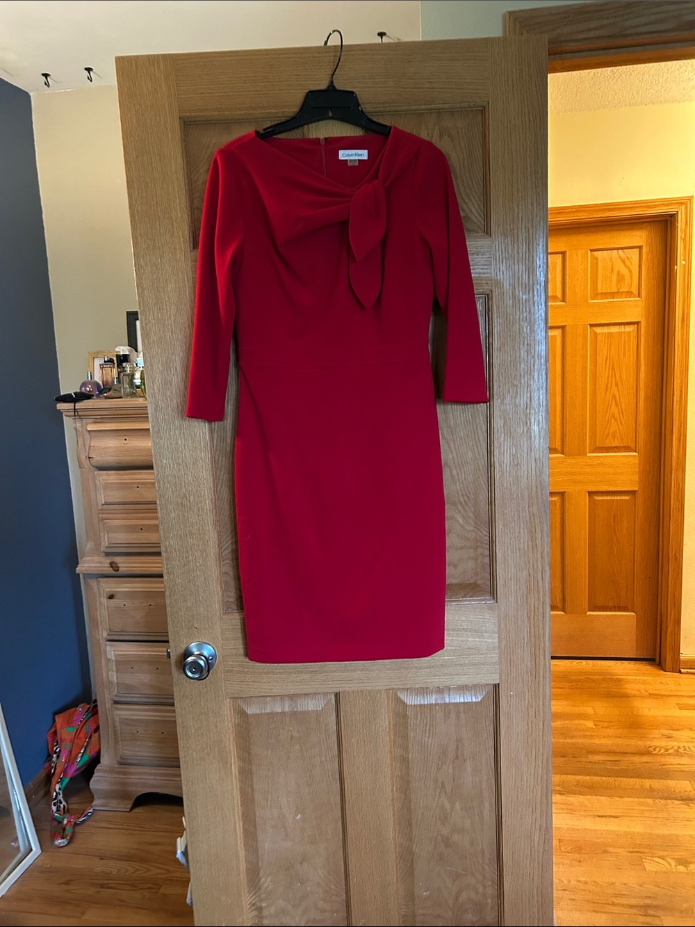 Calvin Klein Red Long-Sleeve Bow-Accent Sheath Dress